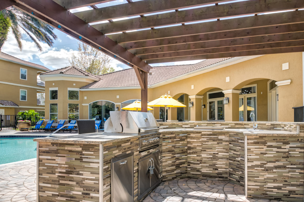 Gallery Halston World Gateway